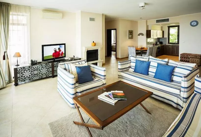 デラックススイートの３ベッドルーム, Thracian Cliffs Golf & Beach Resort