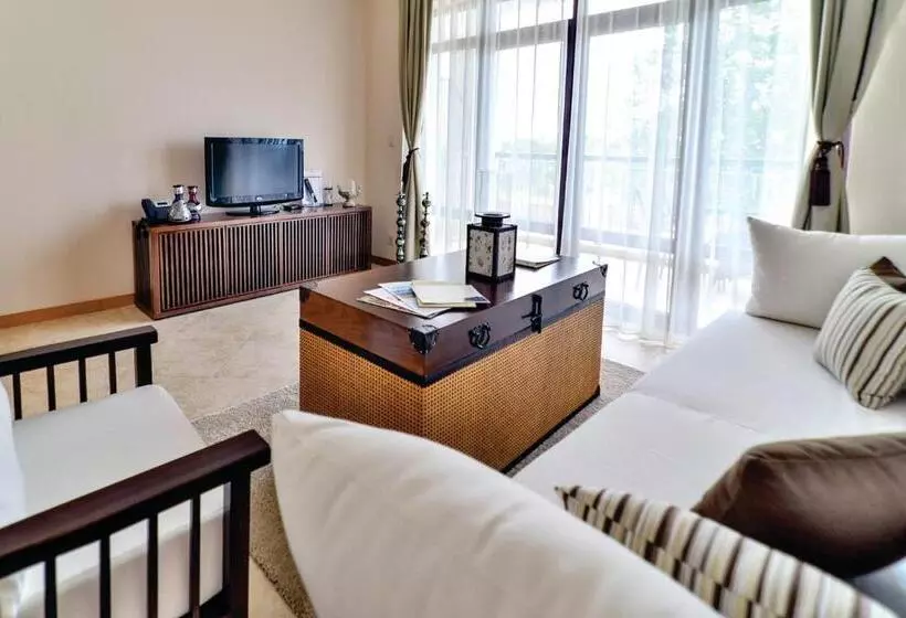 デラックススイート, Thracian Cliffs Golf & Beach Resort
