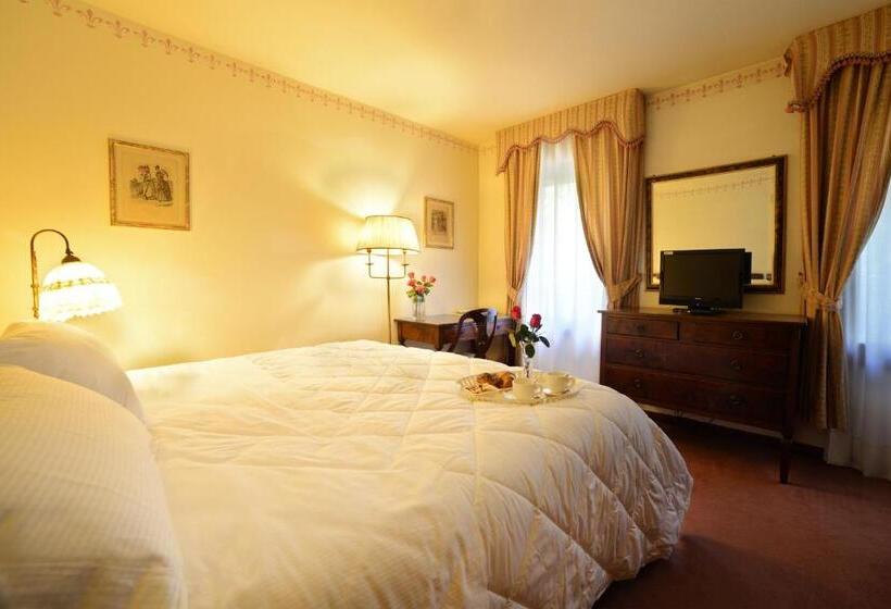 クラシックルーム, Villa Luppis