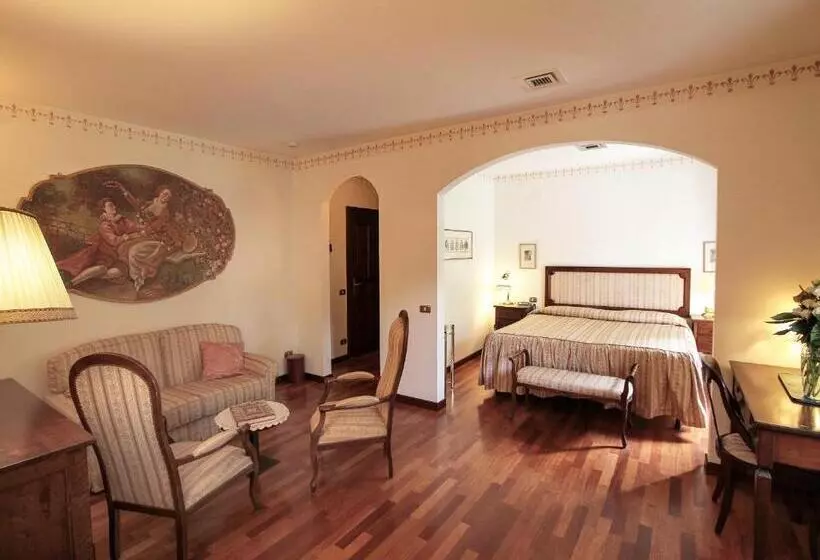 スイート, Villa Luppis