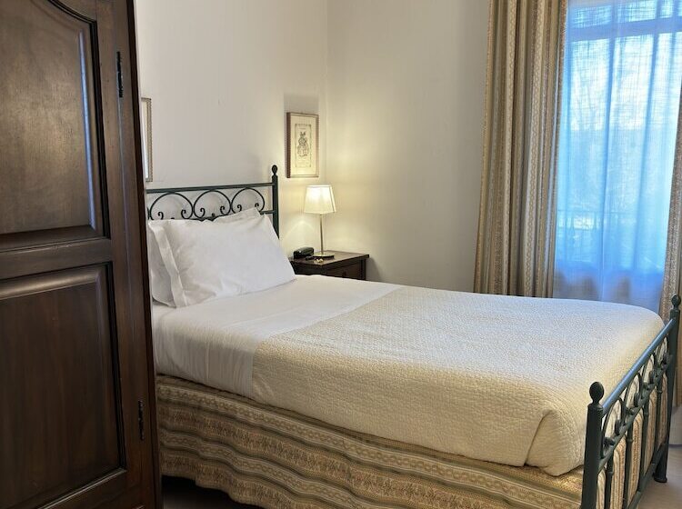 スタンダードシングルルーム, Villa Luppis