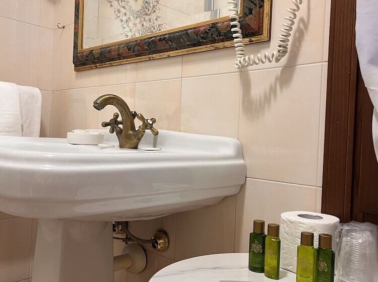 クラシックルーム, Villa Luppis