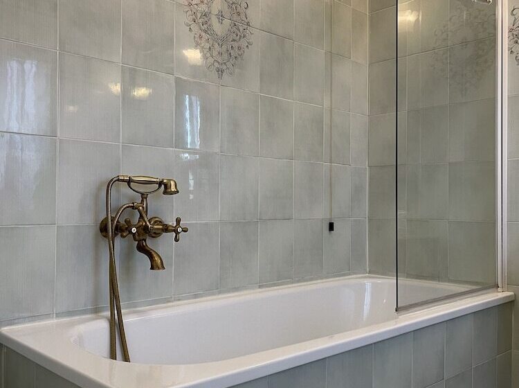 エクゼクティブルーム, Villa Luppis