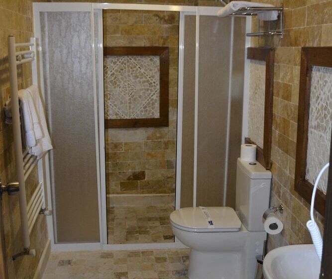 غرفة قياسية, Zeynep Hanim Konagi