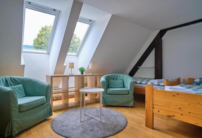 اتاق استاندارد سه نفره, Samostan Mekinje