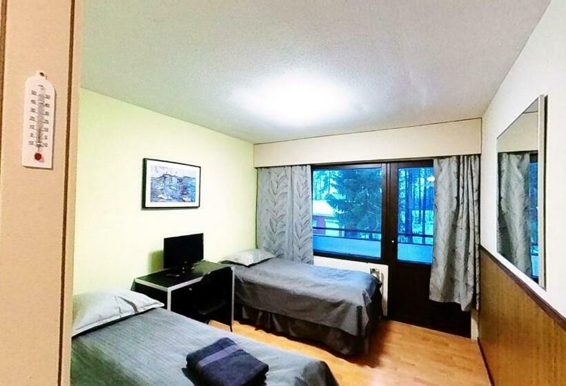 اتاق استاندارد با سرویس بهداشتی مشترک, Art Hotel Juna