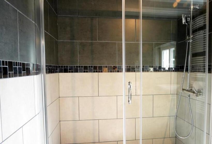 标准间带山景, La Sapinière