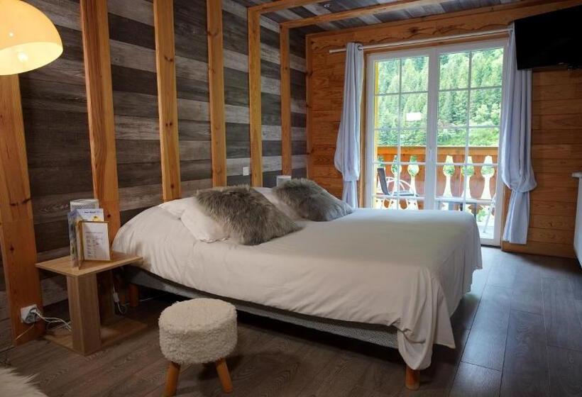 Номер Deluxe с Балконом, La Sapinière