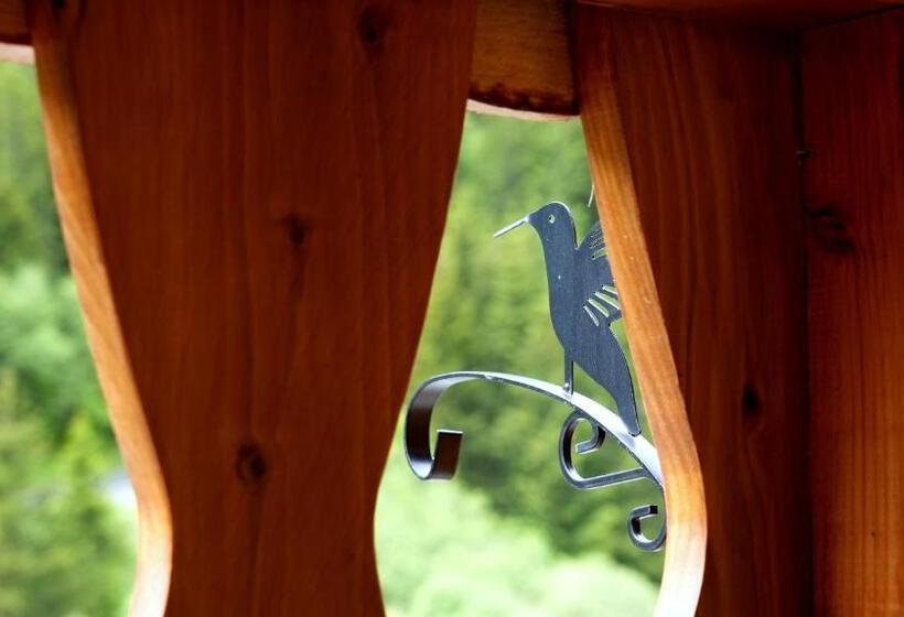 带阳台的豪华间, La Sapinière