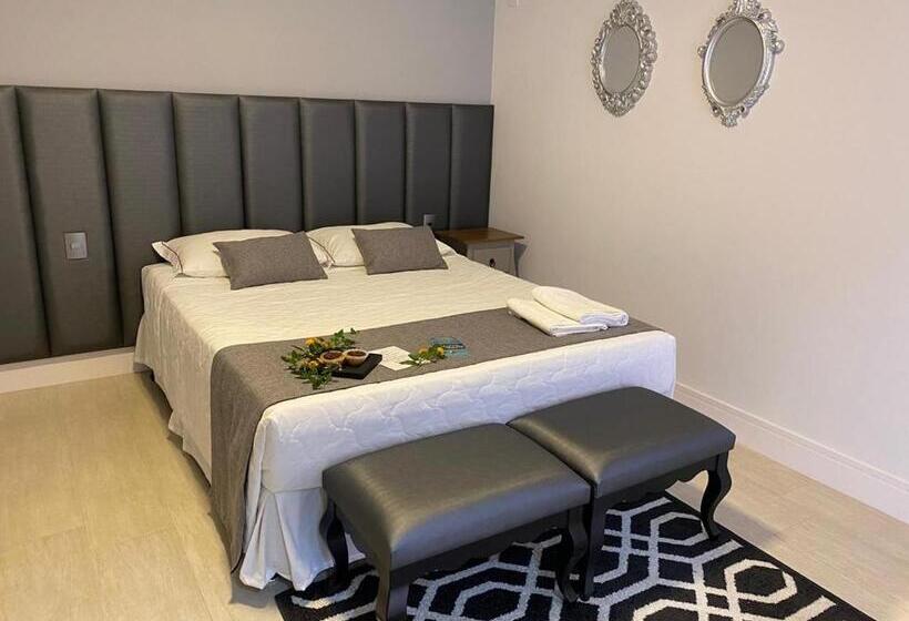 اتاق استاندارد, The Reds Pousada