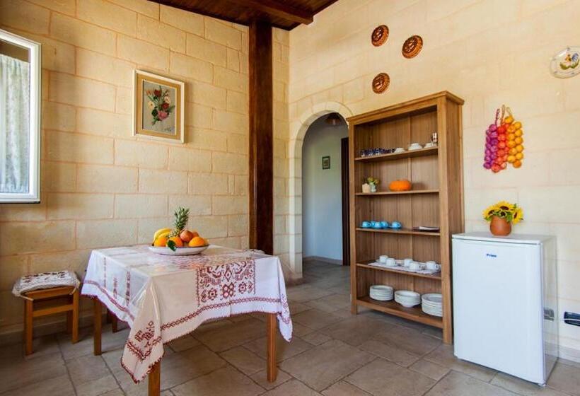 غرفة قياسية مطلّة علي الحديقة, Villa Marida