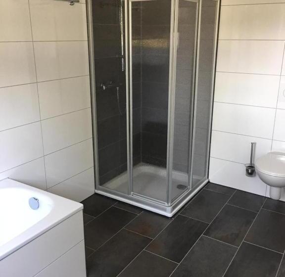 スタンダードルーム, Haus Am Parc