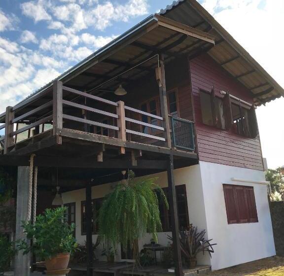 اتاق استاندارد سه تخته با چشمانداز باغ, ครูหนูบ้านพัก แหลมงอบ Krunou Baanpak