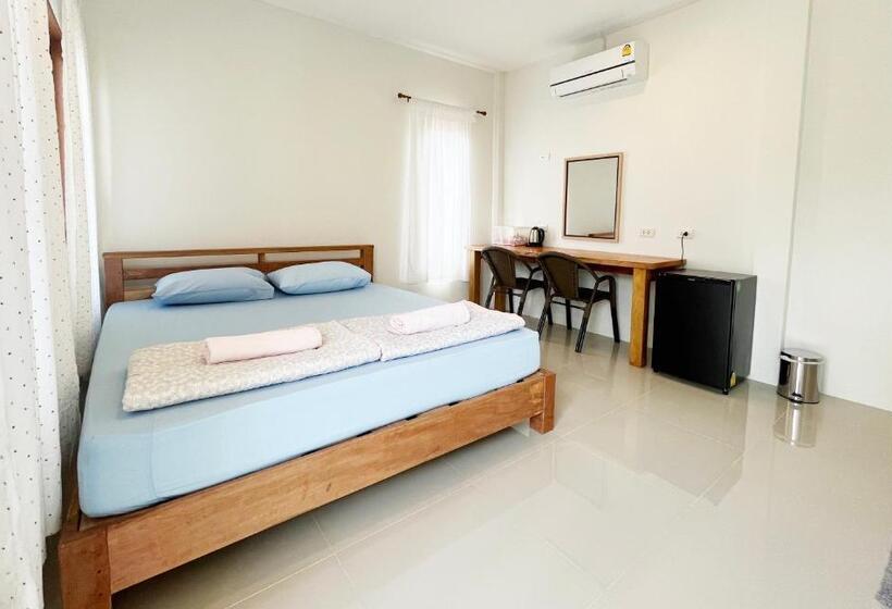 اتاق استاندارد با چشمانداز باغ, ครูหนูบ้านพัก แหลมงอบ Krunou Baanpak