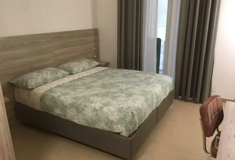 اتاق استاندارد با بالکن, 4stanze