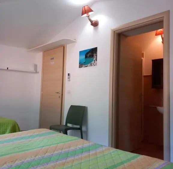 スタンダードトリプルルーム, Affittacamere Dorgali B&b Da Zietto
