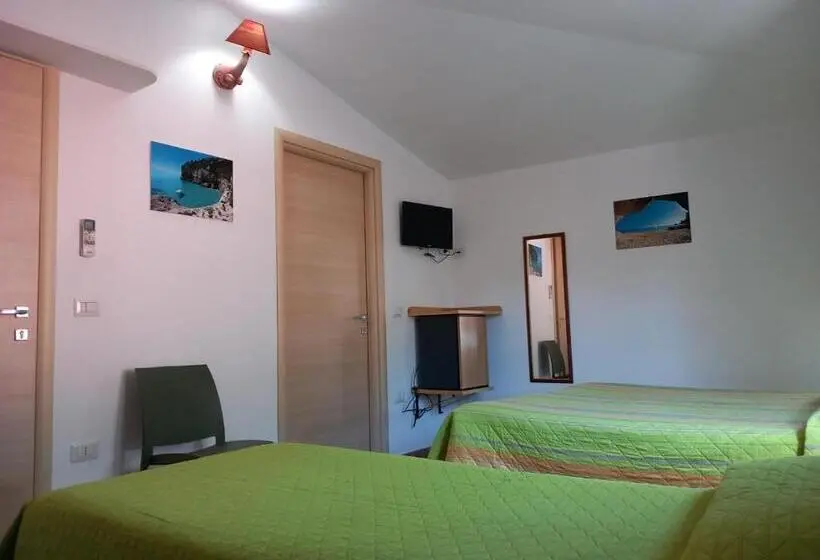 スタンダードトリプルルーム, Affittacamere Dorgali B&b Da Zietto