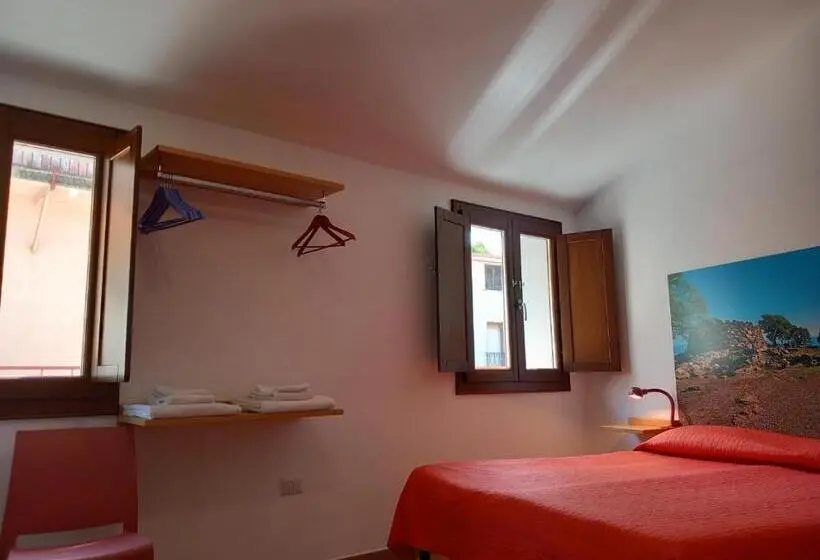 スタンダード4人部屋, Affittacamere Dorgali B&b Da Zietto