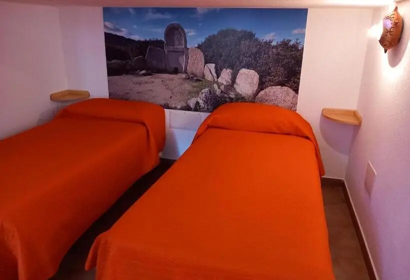 スタンダード4人部屋, Affittacamere Dorgali B&b Da Zietto