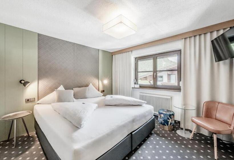 اتاق استاندارد با چشم‌انداز کوهستان, Corso`s Annabell   Bed & Breakfast