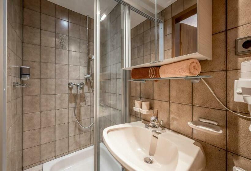 اتاق استاندارد با چشم‌انداز کوهستان, Corso`s Annabell   Bed & Breakfast