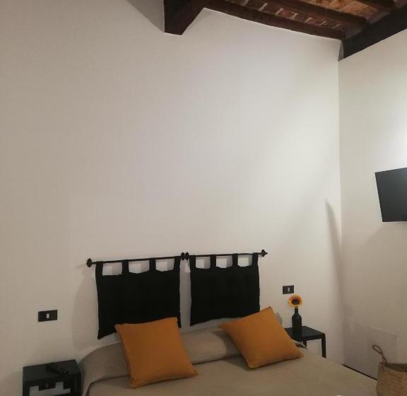 غرفة قياسية, A Du Passi Affittacamere