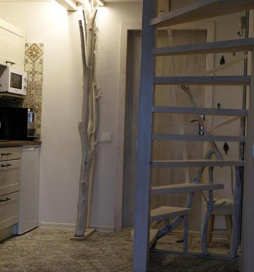 اتاق خانوادگی, Dp Art Residence Self Check In