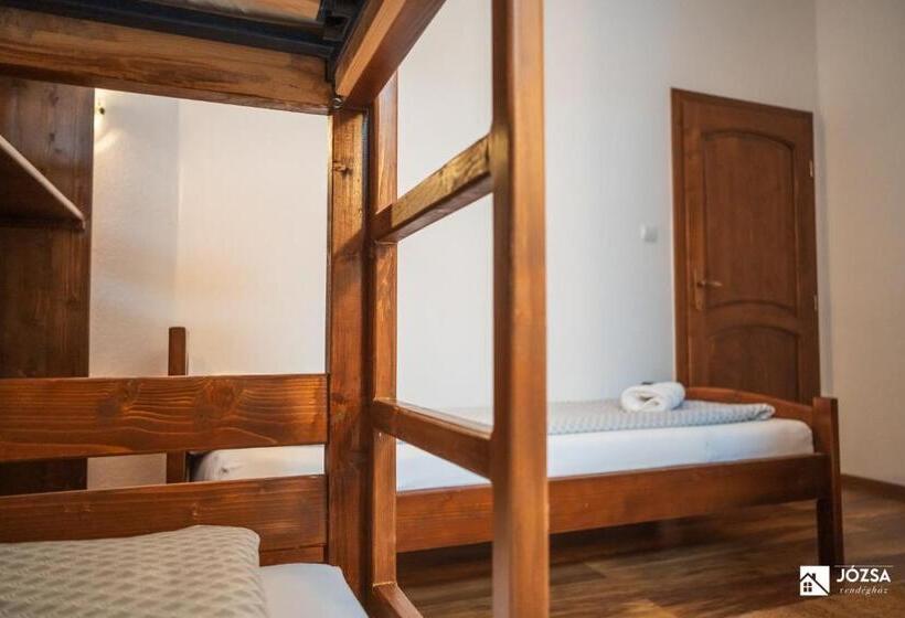 标准三人间, Józsa Vendégház