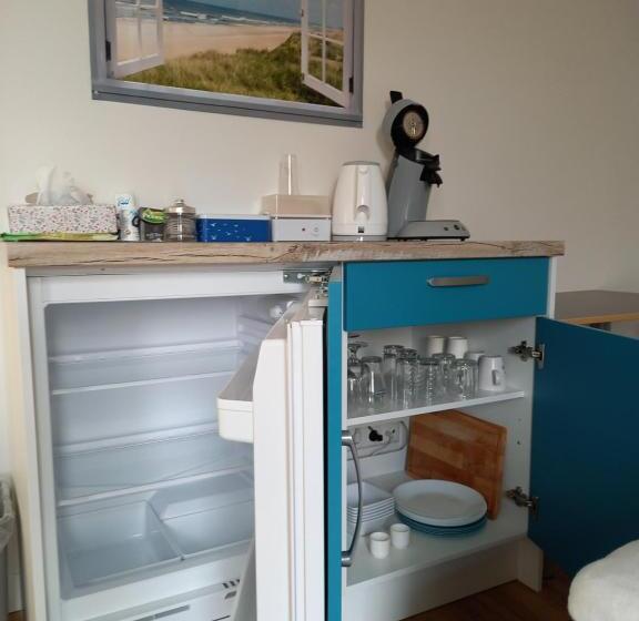 חדר דחוקס עם מיטת קינג, Room By The Sea