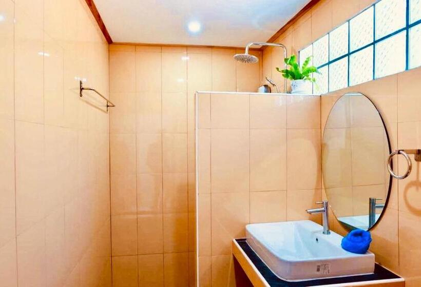 غرفة ديلوكس سرير كينج, Rinna Resort