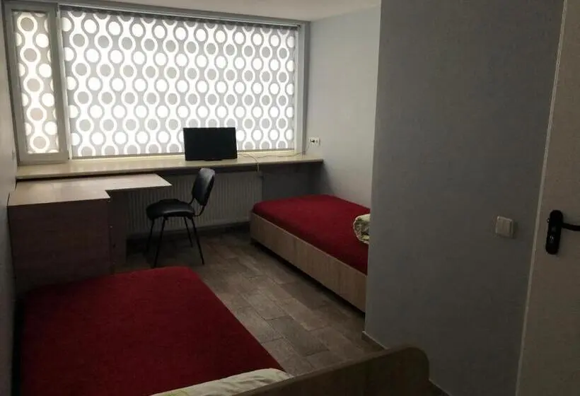 اتاق استاندارد, Hostel Laurita