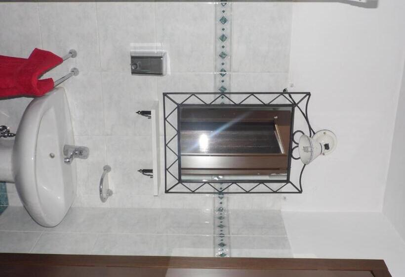 스탠다드 룸, Piazza Castello