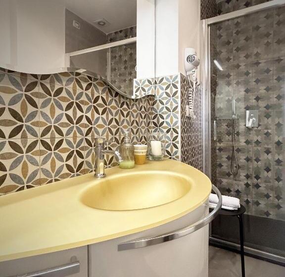 اتاق استاندارد با تخت بزرگ, Affittacamere Everest