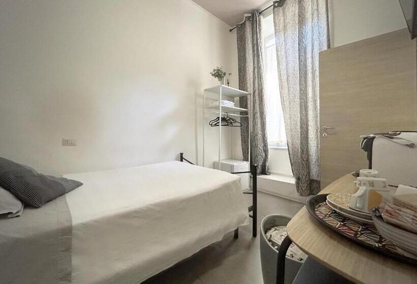 اتاق استاندارد یک نفره, Affittacamere Everest