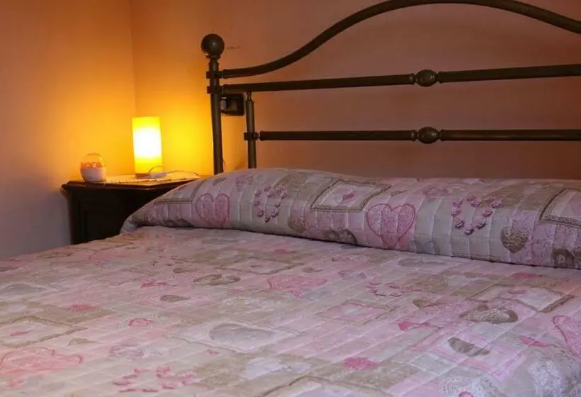スタンダードルーム, Bed And Breakfast Emilia