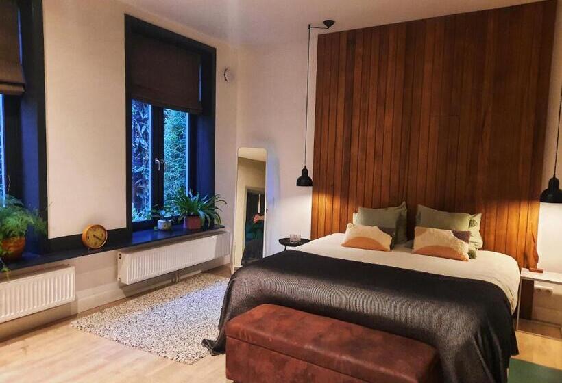 キングサイズベッドのデラックスルーム, Inn The Green