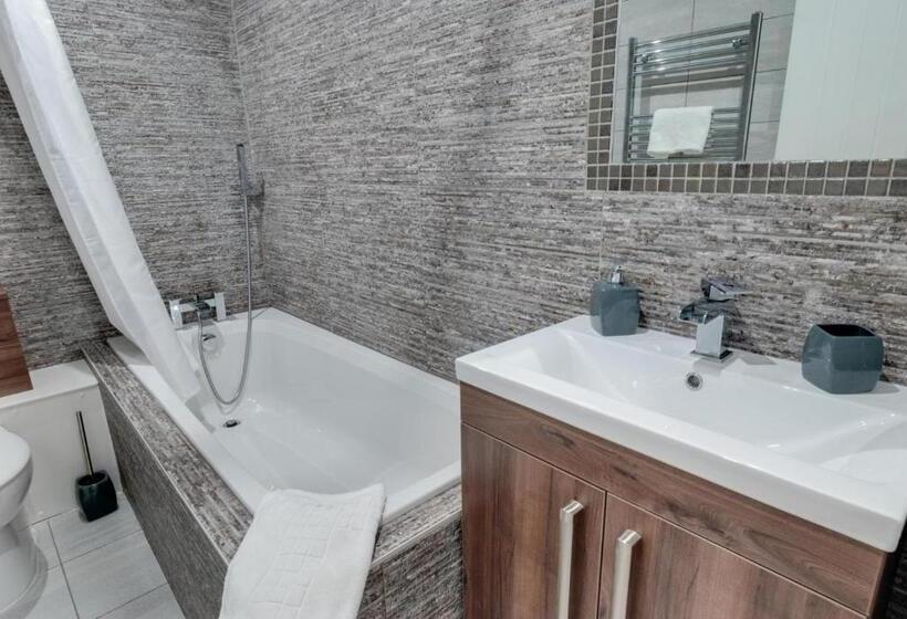 3ベッドルームアパートメント, Rst Rodney Street