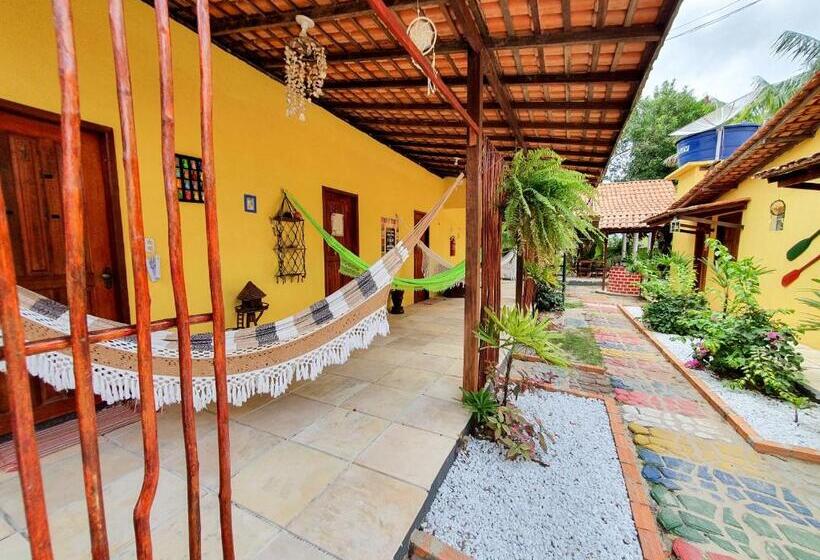 带阳台标准四人间, Babylon Village