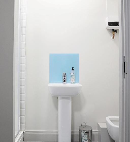 デラックスルーム, Contractor Friendly From  Tobs Norwich