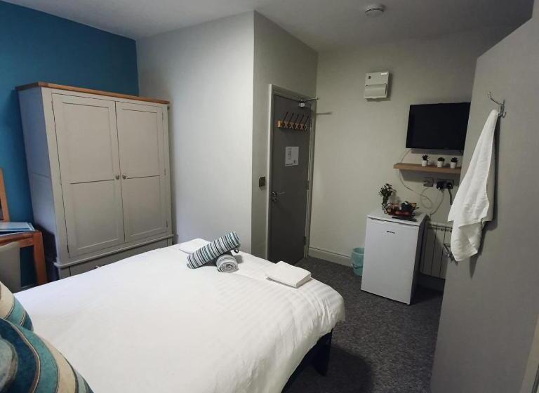 デラックスルーム, Contractor Friendly From  Tobs Norwich