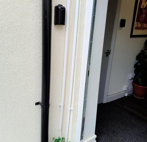 １ベッドルームハウス, Contractor Friendly From  Tobs Norwich