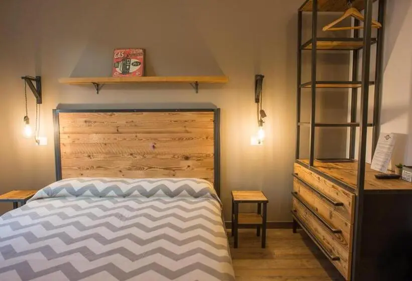 اتاق سوپریور چهار تخته, Officina Rooms