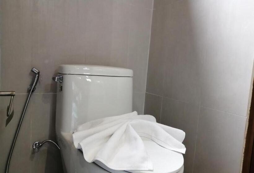 غرفة سوبيريور, Jr Place