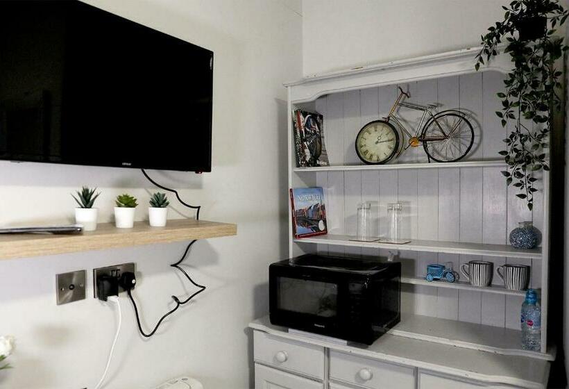 デラックスルーム, Contractor Friendly From  Tobs Norwich