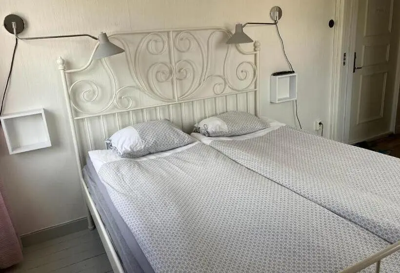 レイクビュースタンダードルーム, Bergåsa Bed & Kitchen Drängsered