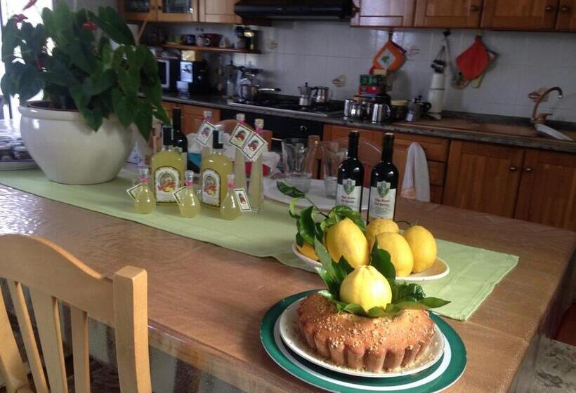 חדר סטנדרט עם מרפסת, Dint A Torre Bed And Breakfast