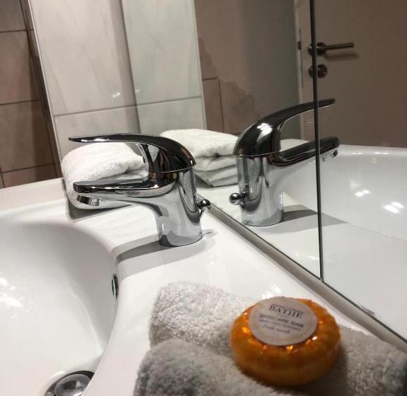 חדר אקונומי יחיד, Fremdenzimmer& Appartementhaus Blassnig