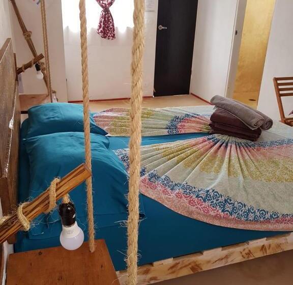 غرفة إقتصادية, Encantaluna