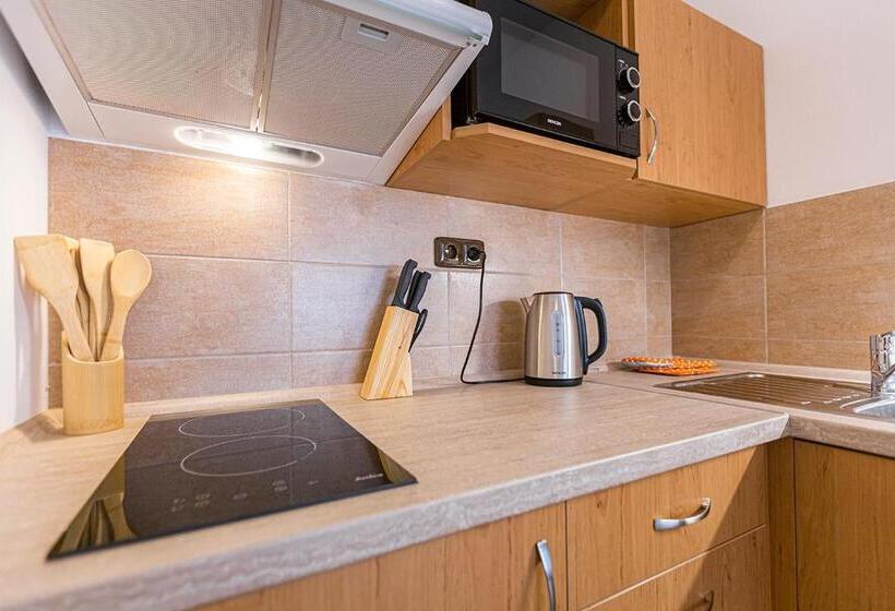 Трехместный Номер Deluxe, Penzion Rita