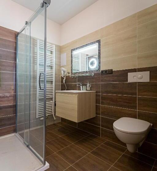 Трехместный Номер Deluxe, Penzion Rita